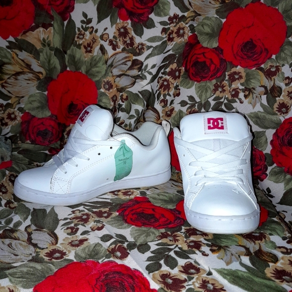 DC Women's Court Graffik Skate Shoes Size 7 HTF - Picture 3 of 16